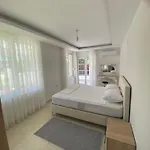 Konyaalti & Tuerkiye - *